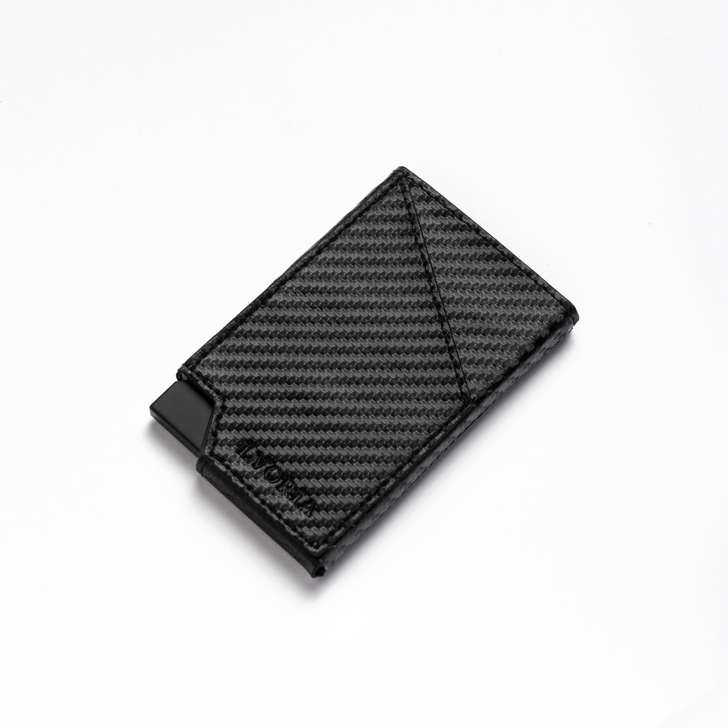 Carbon Fibre – A sleek and resilient masterpiece, inspired by high-performance engineering and the sophistication of modern design.