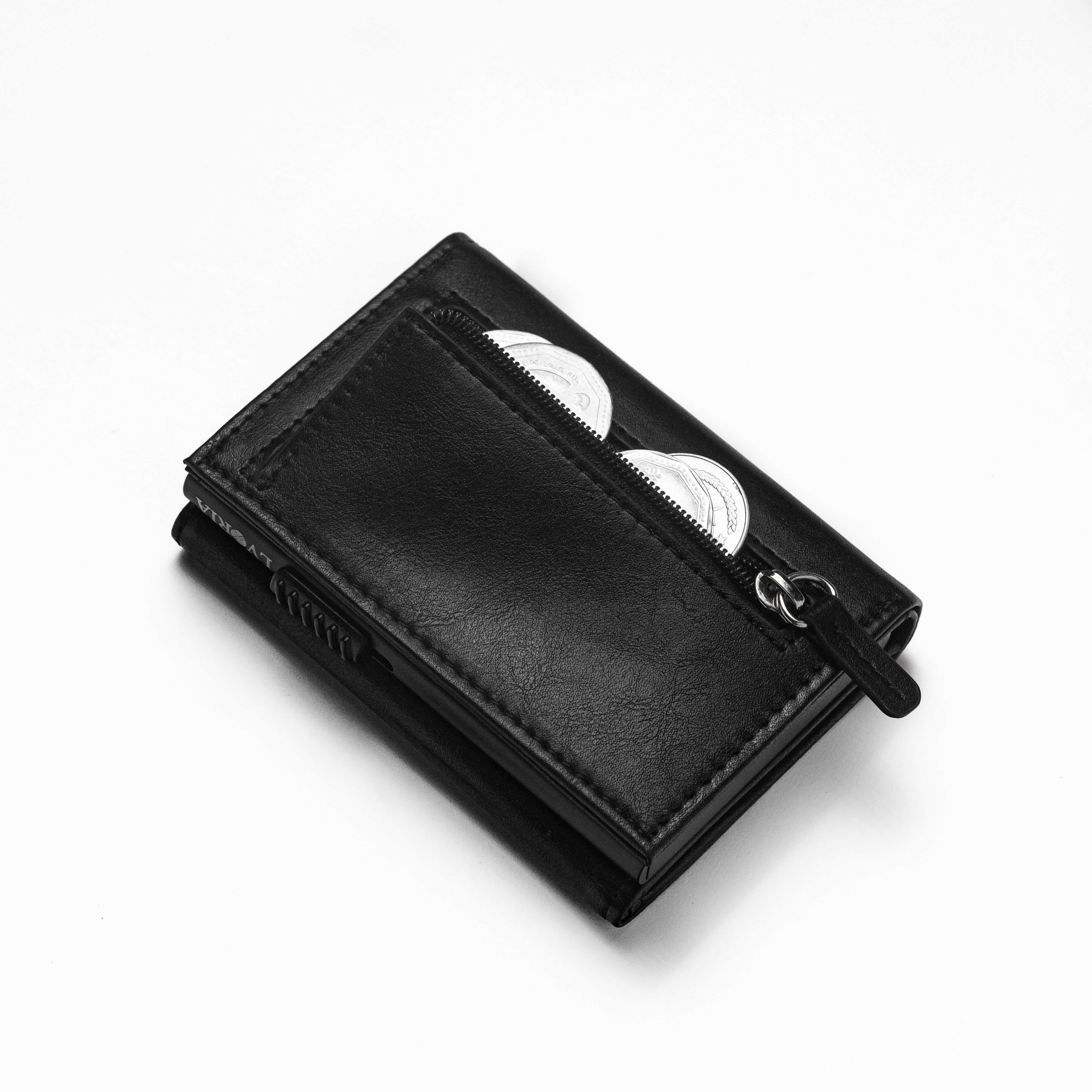 VALLUV | MOA WALLET BLACK [正規品/関税込] hide-m | M.A+ zipped extra large wallet black vachetta cow